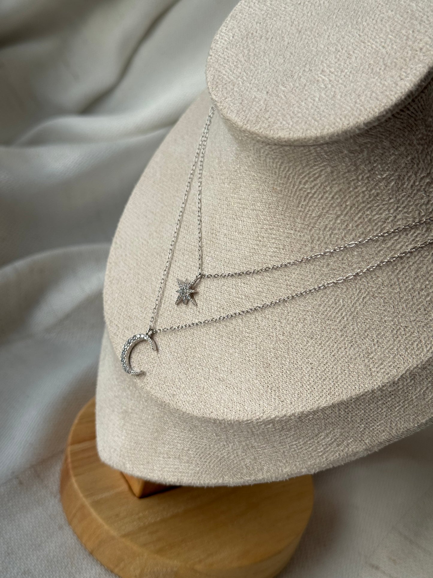 Kette Mond und Stern