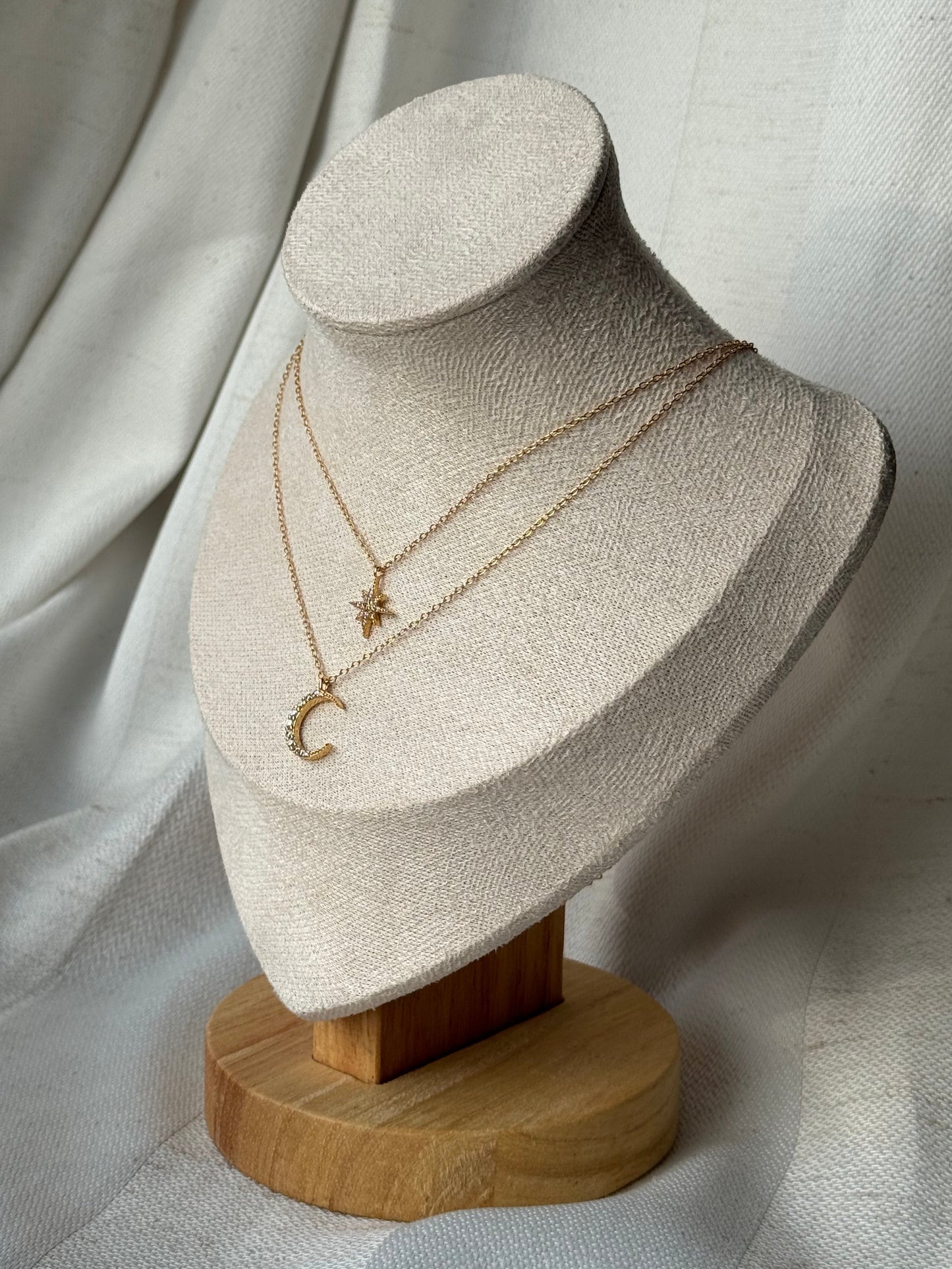 Kette Mond und Stern